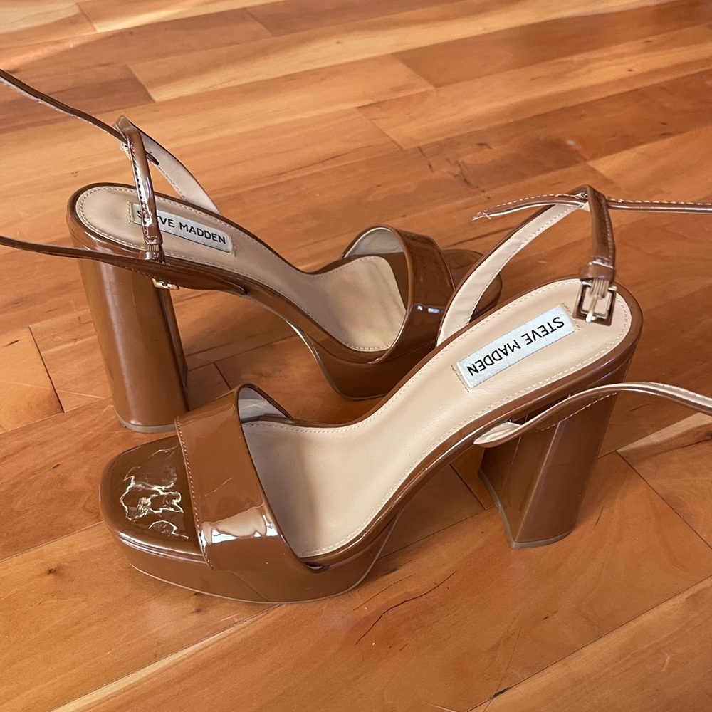 Chunky Steve madden chocolate heels 🤎🤎🤎